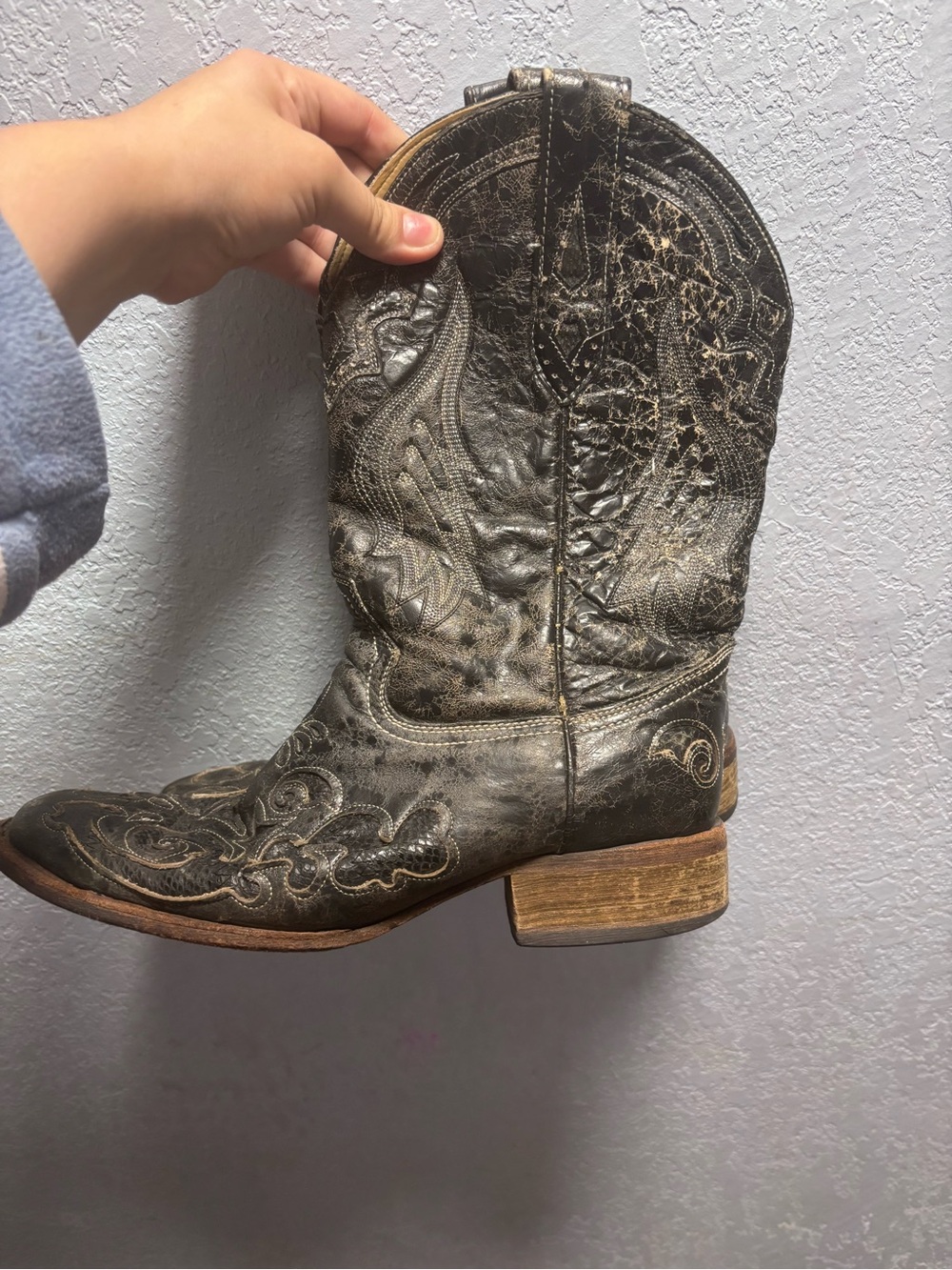 Corral Black Cowboy boot